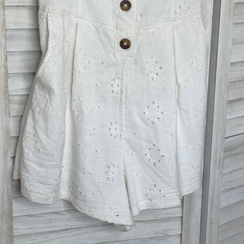 Hollister White Eyelet Button Front Romper Smocked Back Girly Jumpsuit NWT Sz S - Picture 4 of 13